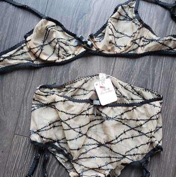 Agent Provocateur Other - Agent Provocateur bra and panties with straps Agent Provocateur Other - Agent Provocateur bra and panties with straps